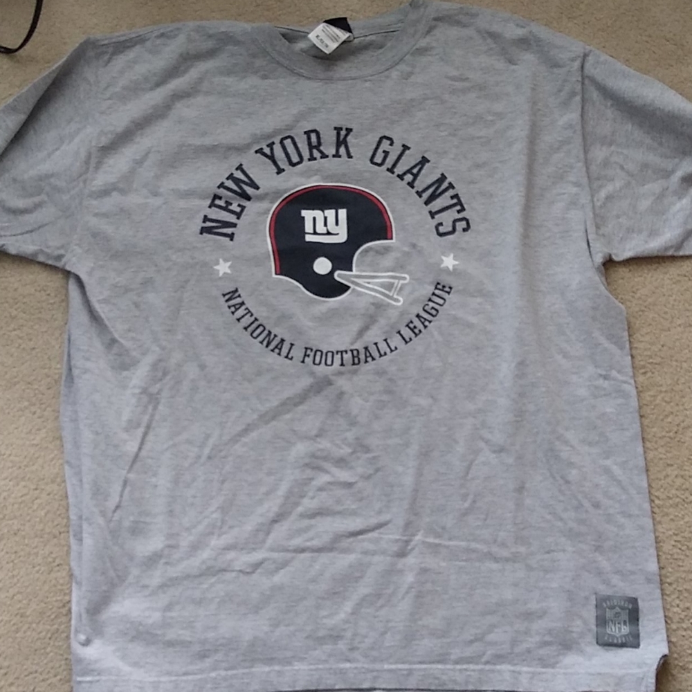 Official NFL Giants t-shirt